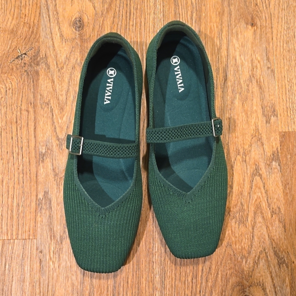Green knit maryhane shoes wide vivaia 9.5 w